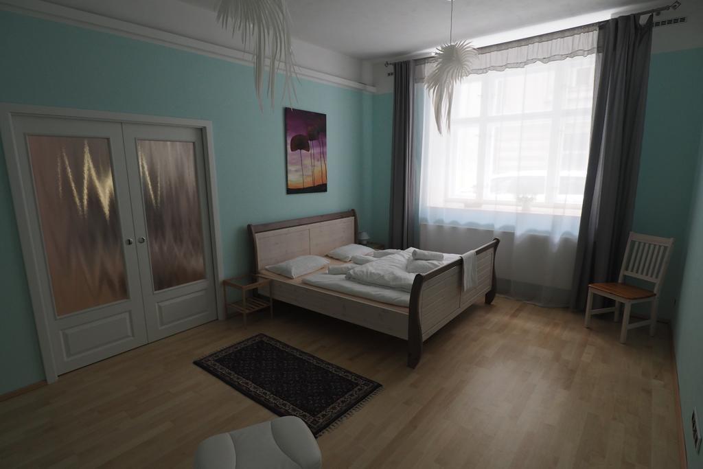 Art Nouveau Apartment Прага Екстериор снимка